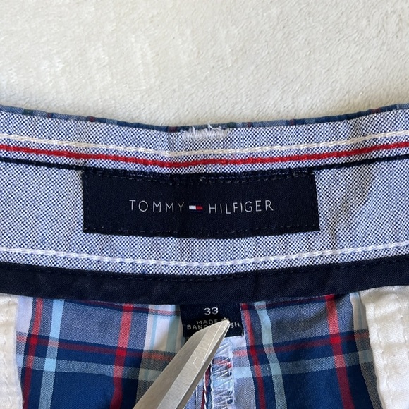 Tommy Hilfiger Men’s Plaid Shorts Size 33 - Picture 4 of 6